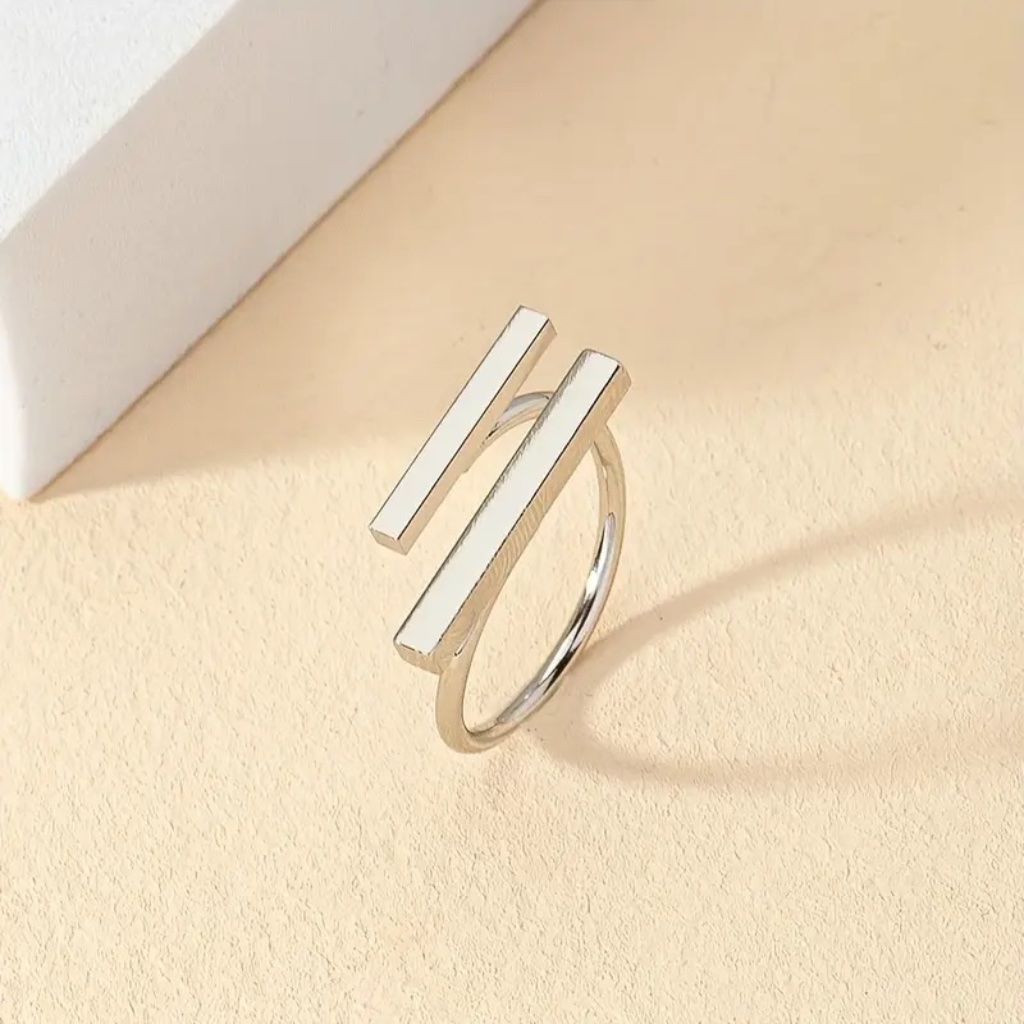 1pc Simple Geometric Design High-End Ring One Size